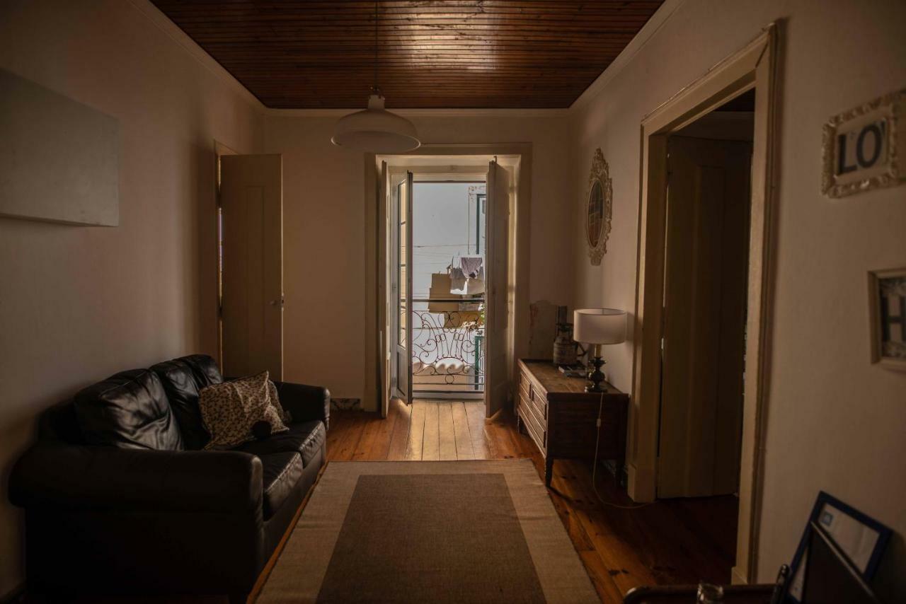 The Blue House - Lively Bairro Alto Apartment Lisbon Luaran gambar