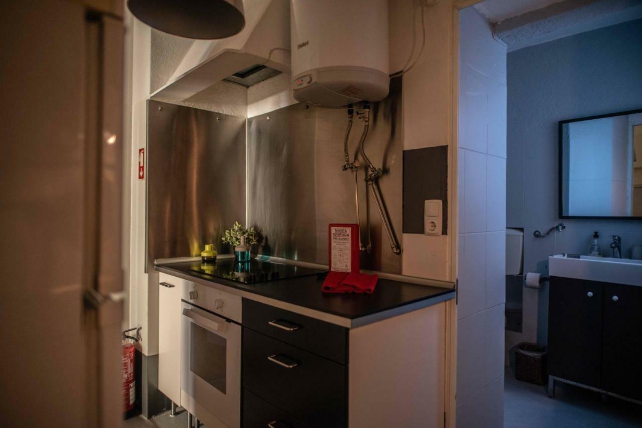 The Blue House - Lively Bairro Alto Apartment Lisbon Luaran gambar