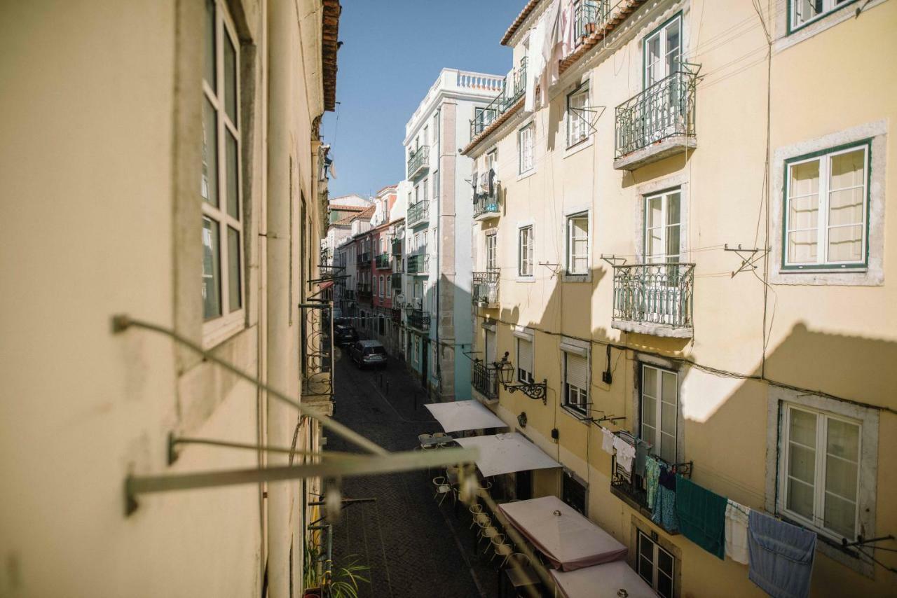 The Blue House - Lively Bairro Alto Apartment Lisbon Luaran gambar